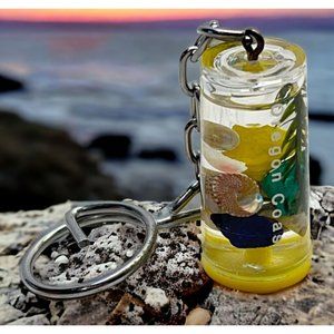 Vintage Oregon Coast Keychain Beach Travel Souvenir Water Globe Sea Shells